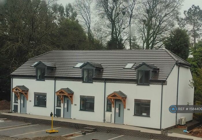 2 Bedroom Semi-Detached House To Rent In Station Road, Leicester, LE9