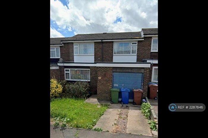 3 Bedroom Terraced House To Rent In Silvertown Avenue, Stanford-Le-Hope, SS17