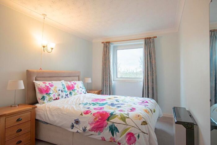 1 Bedroom Flat For Sale In Henry Road, Oxford, Oxfordshire, OX2