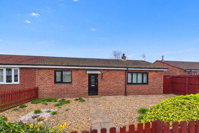 3 Bedroom Bungalow For Sale In Oak Drive, Brockworth, Gloucester, GL3