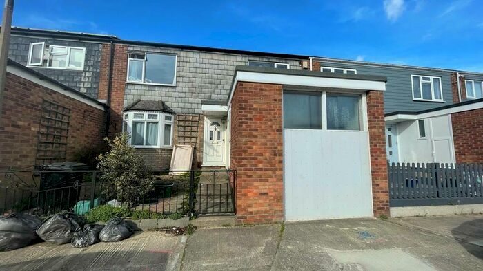 5 Bedroom Terraced House To Rent In Prospero Close, Colchester, Essex, CO4