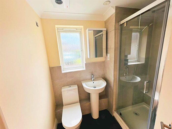 2 Bedroom Apartment To Rent In Crane Mead, SG12