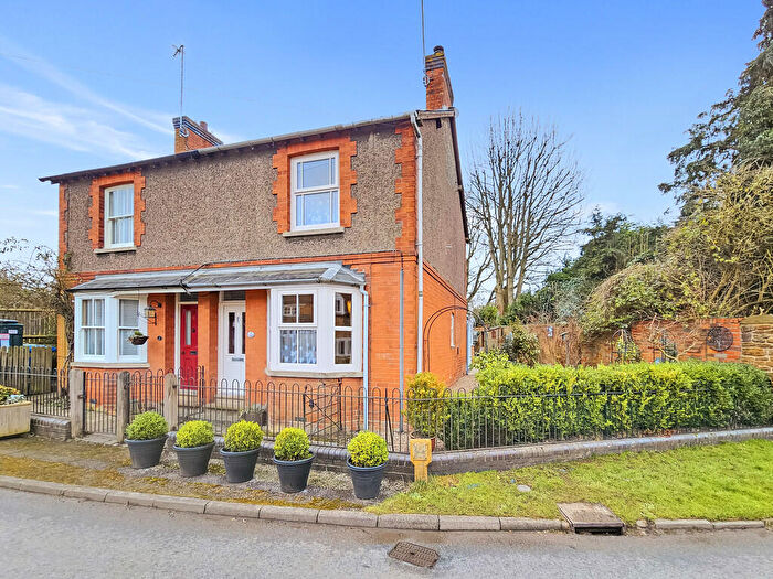 3 Bedroom Semi-Detached House For Sale In The Square, Moreton Pinkney, NN11