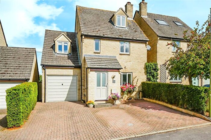 4 Bedroom Detached House For Sale In Chadlington, Oxfordshire, OX7