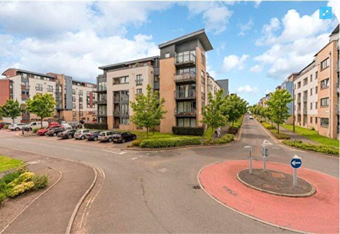 2 Bedroom Flat To Rent In East Pilton Farm Avenue, Edinburgh, EH5