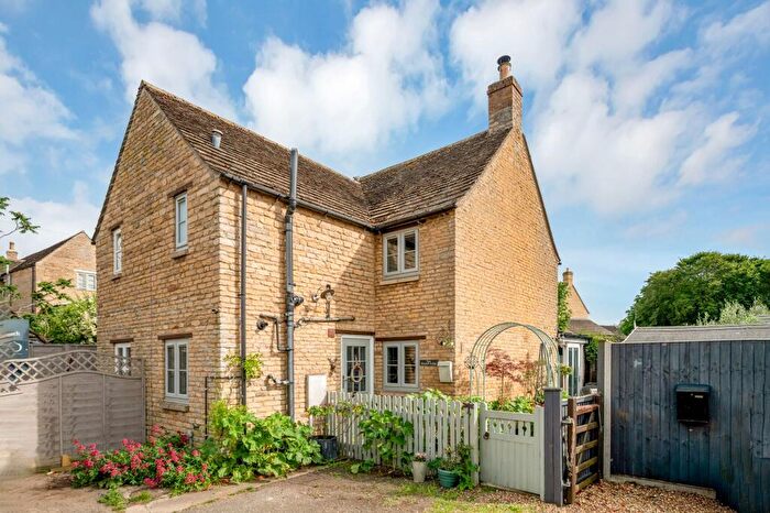 1 Bedroom Cottage For Sale In Bell Yard, Collyweston, PE9