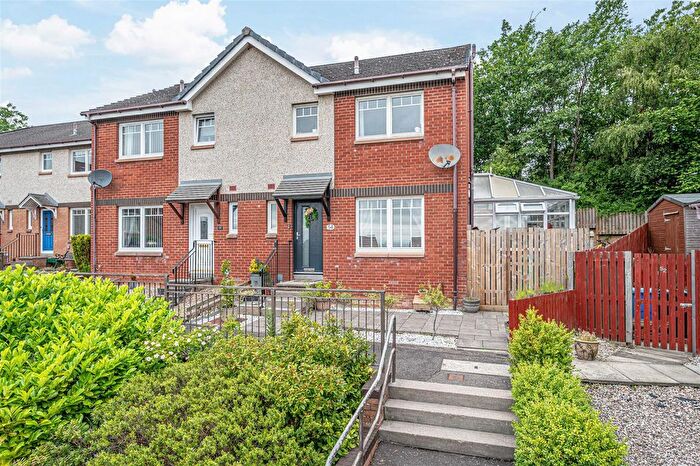 3 Bedroom Semi-Detached House For Sale In Colliston Road, Dunfermline, KY12