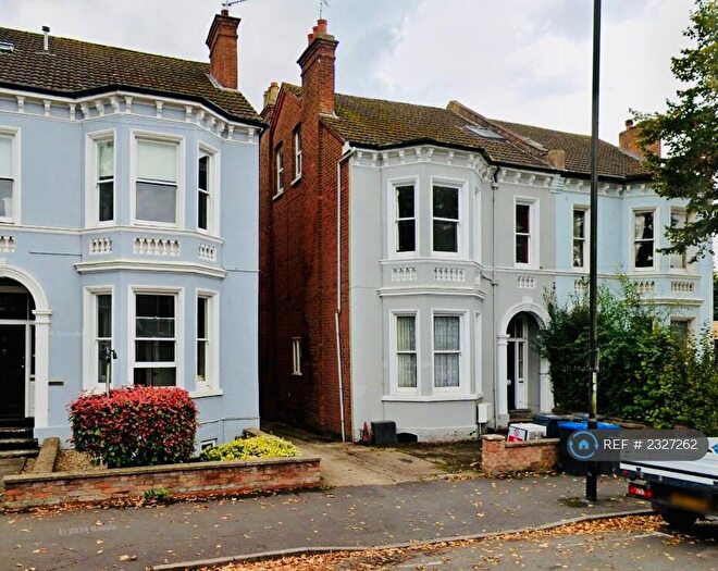 7 Bedroom Semi-Detached House To Rent In Avenue Road, Leamington Spa, CV31