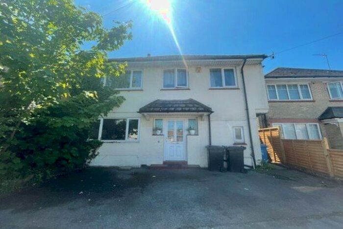 1 Bedroom Property To Rent In Princess Road, Poole, BH12