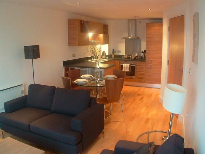 1 Bedroom Flat To Rent In Clarence House, Clarence Dock, LS10