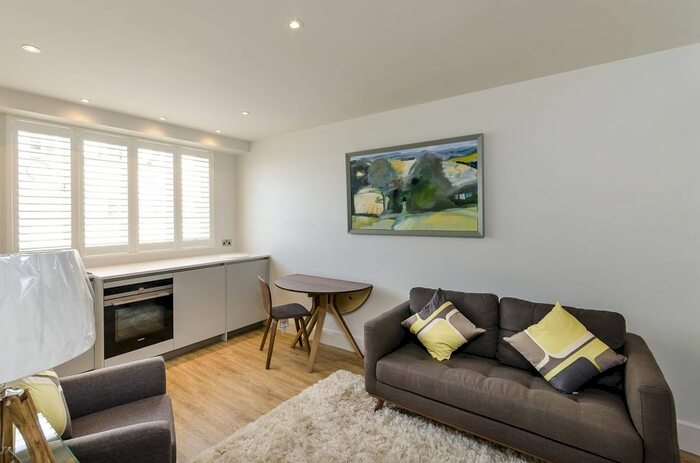 1 Bedroom Flat To Rent In Sloane Avenue, Chelsea, London, SW3