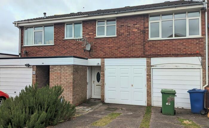 2 Bedroom Maisonette To Rent In Longacres, Hednesford, Cannock, WS12