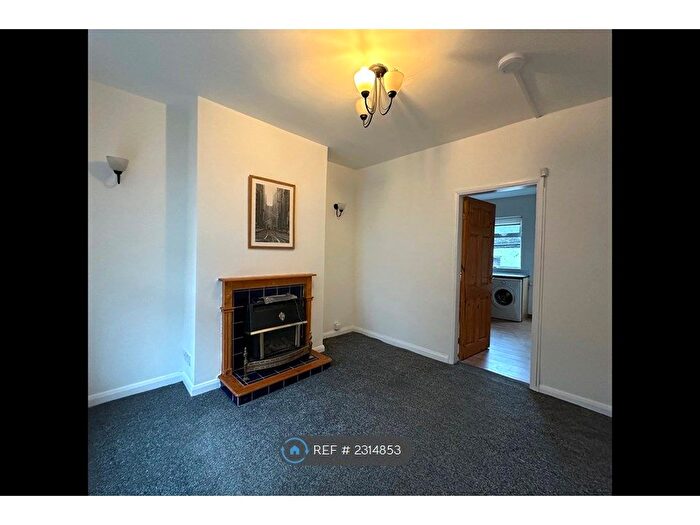 2 Bedroom Terraced House To Rent In Bole Hill Lane, Sheffield, S10