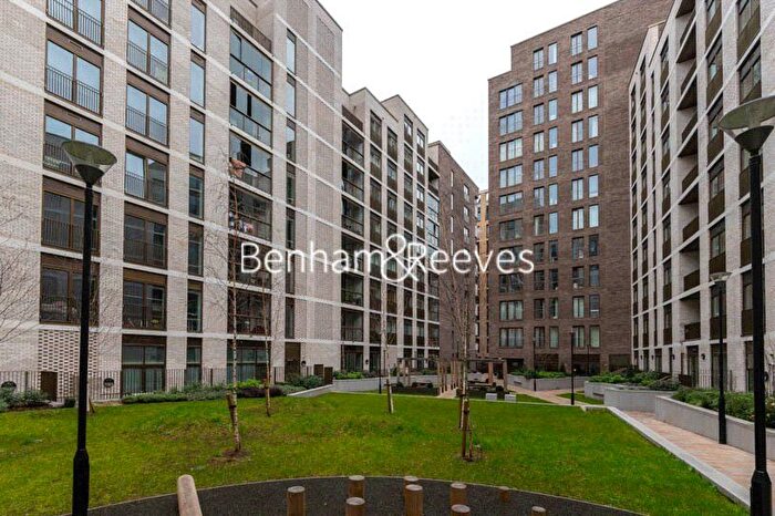 1 Bedroom Flat To Rent In Jubilee Walk, London, WC1X