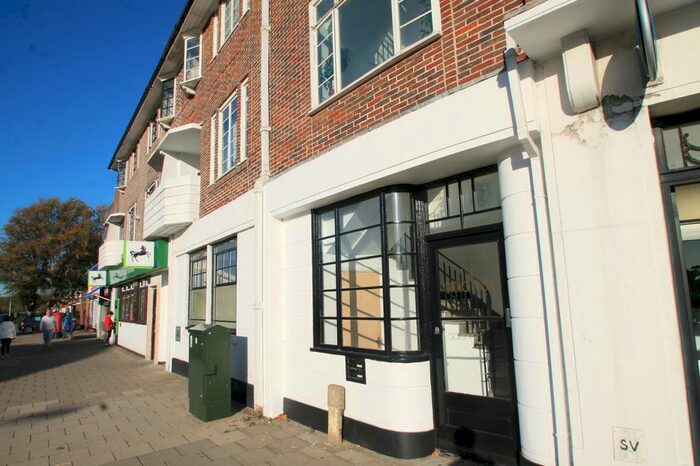 Studio To Rent In George V Avenue, Goring-By-Sea, Worthing BN11