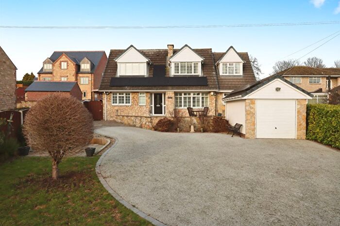 4 Bedroom Detached House For Sale In Estcourt Road, Darrington, Pontefract, WF8