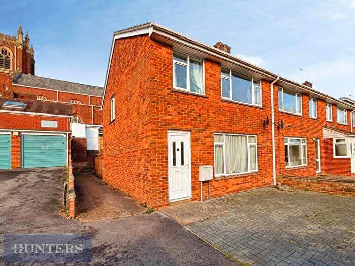 3 Bedroom End Of Terrace House For Sale In Fowey Close, Exeter, EX1