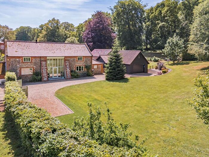 3 Bedroom Barn Conversion For Sale In Mill Street, Swanton Morley, NR20