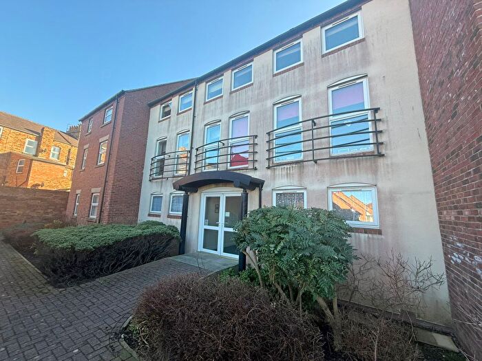 1 Bedroom Flat To Rent In St. Johns Road, Scarborough, YO12