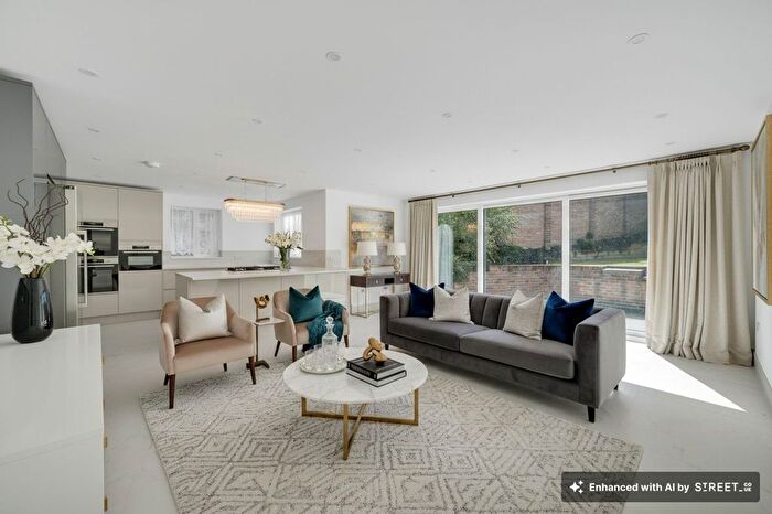 5 Bedroom Detached House For Sale In Love Lane, Bexley, DA5