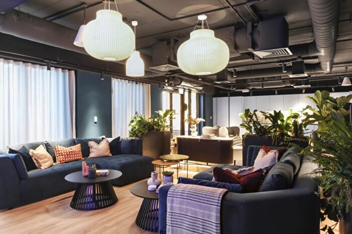 1 Bedroom Flat To Rent In Mercer West Madison East, LS2