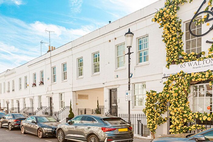 4 Bedroom Terraced House For Sale In Walton Street, London, SW3