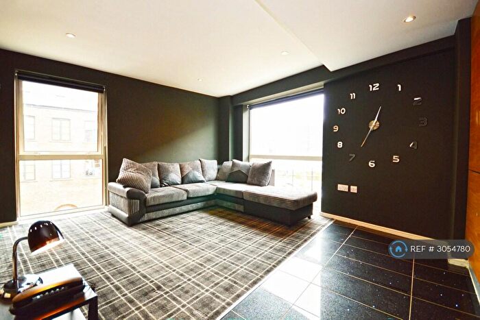 2 Bedroom Flat To Rent In Trinity One, Leeds, LS9