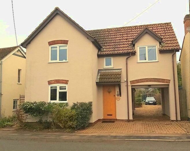 4 Bedroom Detached House For Sale In Manningtree Road, Stutton, Ipswich, IP9