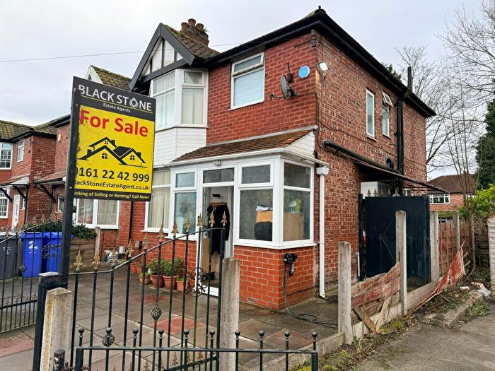 4 Bedroom Semi Detached House For Sale In Skelton Grove, Longsight, M13
