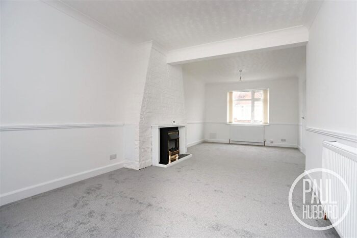 3 Bedroom Semi-detached House For Sale In Ship Road, Pakefield, NR33