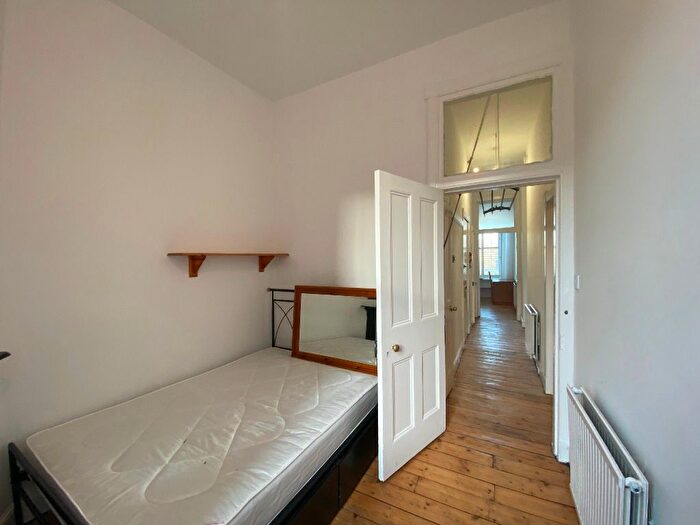 2 Bedroom Flat To Rent In Argyle Park Terrace, Meadows, Edinburgh, EH9