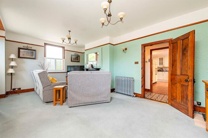 4 Bedroom Detached House For Sale In Lower Chaddesley, Kidderminster, DY10