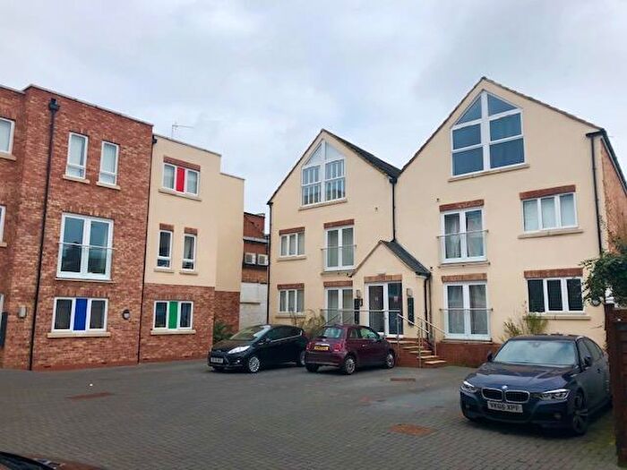 2 Bedroom Apartment To Rent In St Edmunds Road, Abington, Northampton, NN1