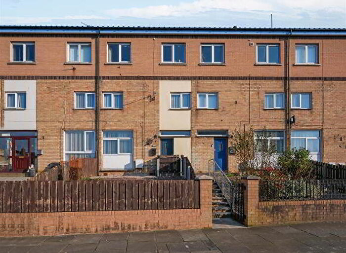 3 Bedroom Terrace House For Sale In A Castlehume Gardens, Belfast, BT8