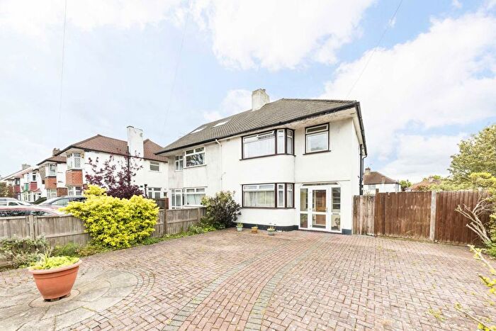 3 Bedroom Semi Detached House For Sale In South Lane, New Malden, KT3