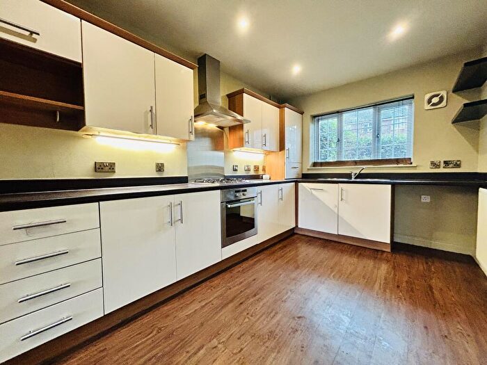 4 Bedroom Town House To Rent In Sinfin Moor Lane, Chellaston, Derby, DE73