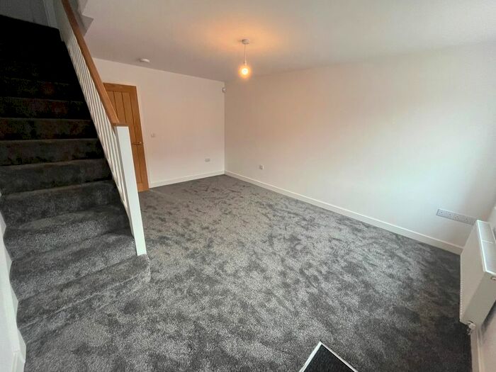 3 Bedroom Terraced House To Rent In Bramley Close, Scartho Top, Grimsby