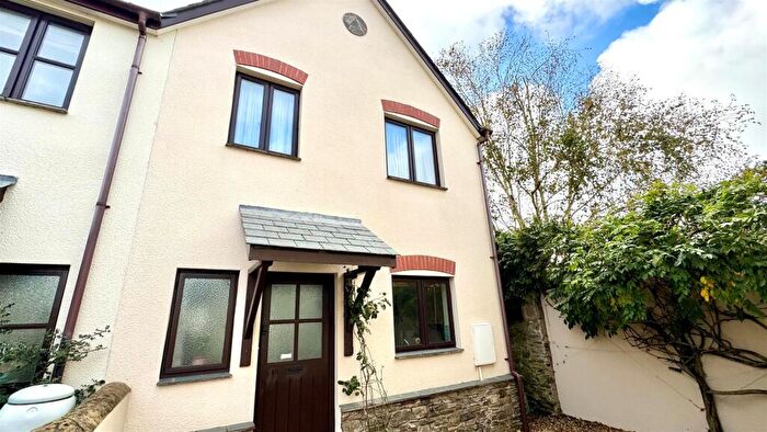 3 Bedroom End Of Terrace House For Sale In Chapel Street, Braunton, EX33