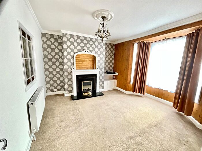 4 Bedroom Property To Rent In Bedford Street, Scarborough, YO11