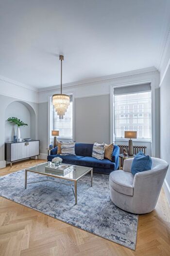 1 Bedroom Flat To Rent In Wimpole Street, London, W1G