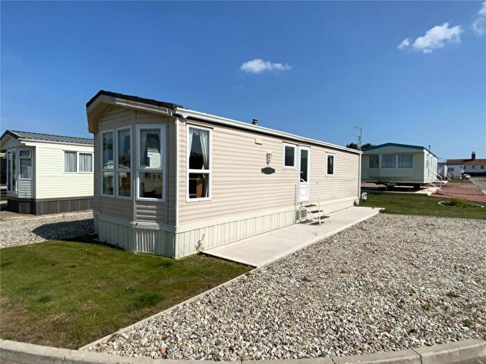 2 Bedroom Mobile Home For Sale In Eastland Meadow Country Park, Bradwell-on-Sea, Southminster, Essex, CM0