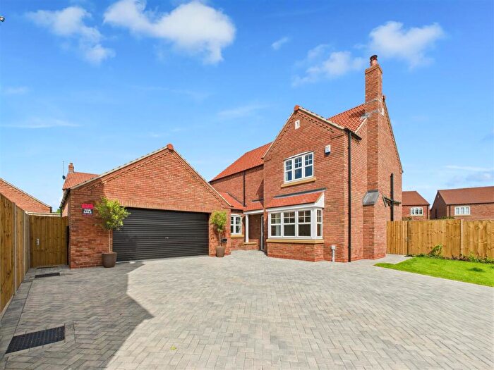 4 Bedroom House For Sale In Turpin's Chase, Welton, HU15