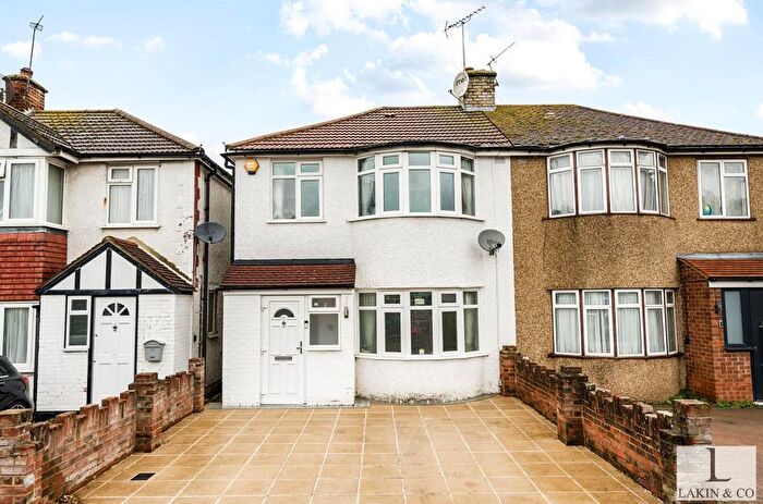 2 Bedroom Semi-Detached House For Sale In Clyfford Road, Ruislip, HA4