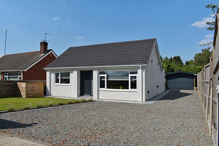 2 Bedroom Detached Bungalow For Sale In Welbourn Road, Brant Broughton, LN5