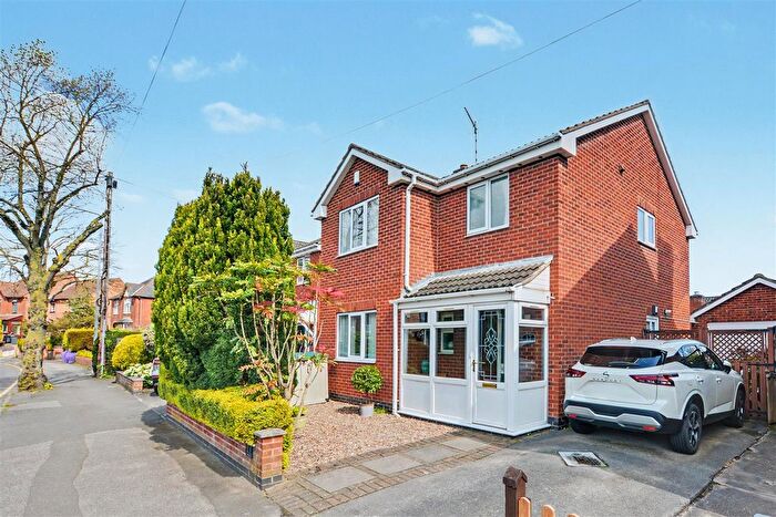 3 Bedroom Detached House For Sale In Arnot Hill Road, Arnold, Nottingham, NG5