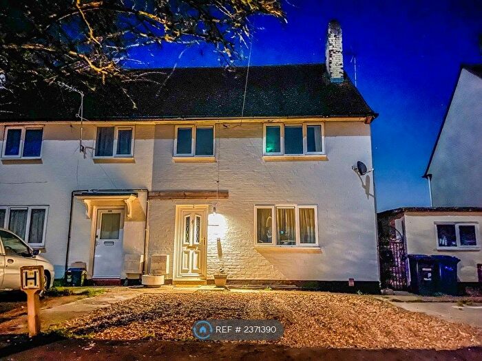 3 Bedroom Semi-Detached House To Rent In Paget Road, Trumpington, Cambridge, CB2