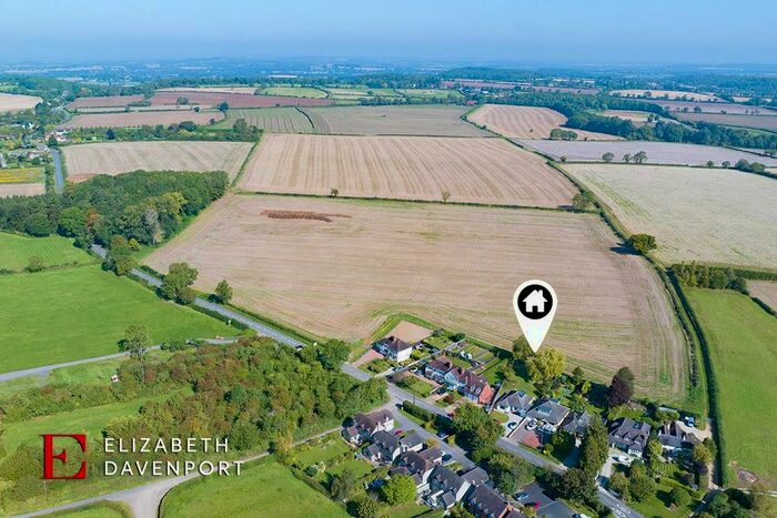 3 Bedroom Detached Bungalow For Sale In Binton, Stratford-Upon-Avon, CV37