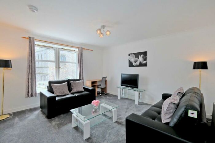 2 Bedroom Flat To Rent In Littlejohn Street, Aberdeen, AB10