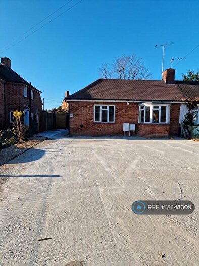 2 Bedroom Bungalow To Rent In Eastfield Road, Burnham, Slough, SL1