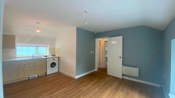 1 Bedroom Flat To Rent In Manchester Road, Deepcar, Sheffield, South Yorkshire, Uk, S36